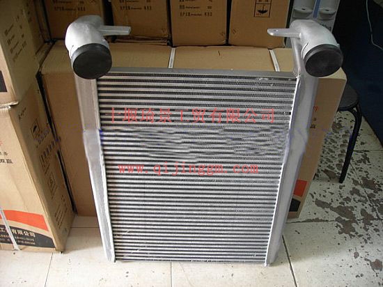 散热器总成1301ZD2A-001_东风康明斯/cumminsISF发动机配件
